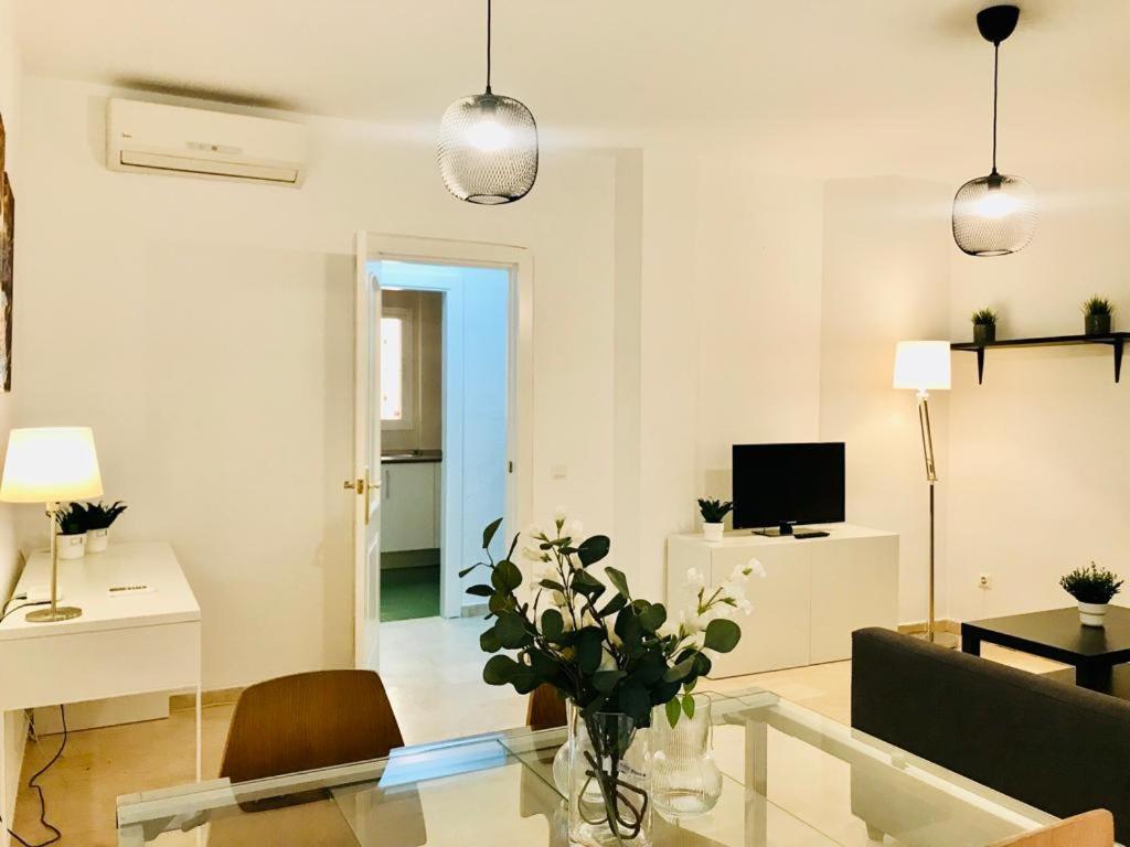 Agua IV & Seasonal Pool By Ele Apartments Malaga Ngoại thất bức ảnh